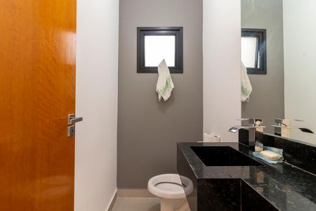 Casa à venda com 168m², 3 quartos e 4 vagasLavabo