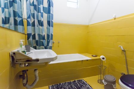 Apartamento para alugar com 200m², 3 quartos e sem vaga Apartamento para alugar com 200m², 3 quartos e sem vagaBanheiro Social