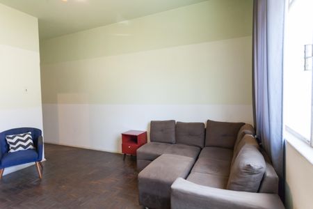 Apartamento para alugar com 200m², 3 quartos e sem vaga Apartamento para alugar com 200m², 3 quartos e sem vagaSala