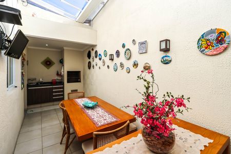 Casa à venda com 280m², 3 quartos e 5 vagasÁrea gourmet