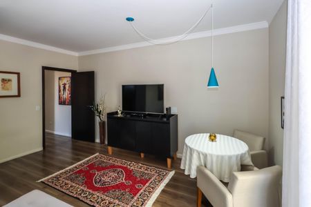 Casa à venda com 280m², 3 quartos e 5 vagasSuíte 1