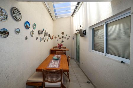 Casa à venda com 280m², 3 quartos e 5 vagasÁrea gourmet