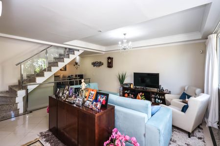 Casa à venda com 280m², 3 quartos e 5 vagasSala