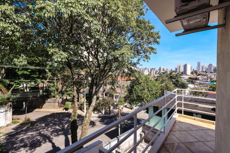 Casa à venda com 280m², 3 quartos e 5 vagasVaranda da Suíte 1