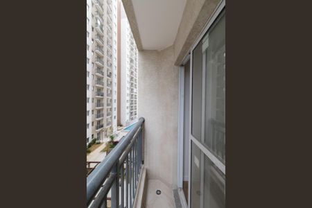 Apartamento à venda com 37m², 2 quartos e sem vagaSacada