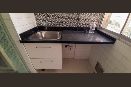 Apartamento para alugar com 55m², 2 quartos e 1 vagaÁrea de Serviço