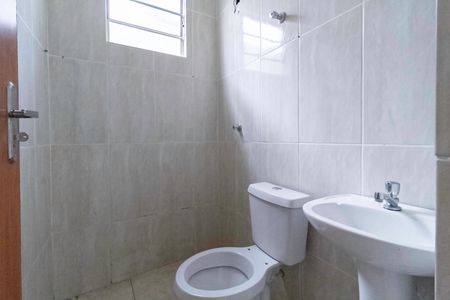 Casa à venda com 300m², 3 quartos e 3 vagasCasa 2 - Banheiro social 