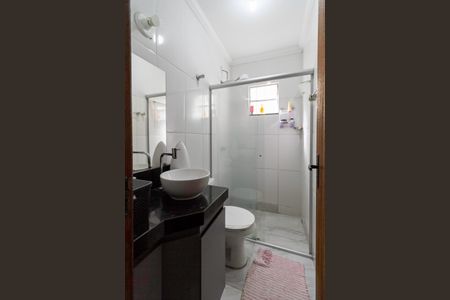 Casa à venda com 300m², 3 quartos e 3 vagasBanheiro da suíte