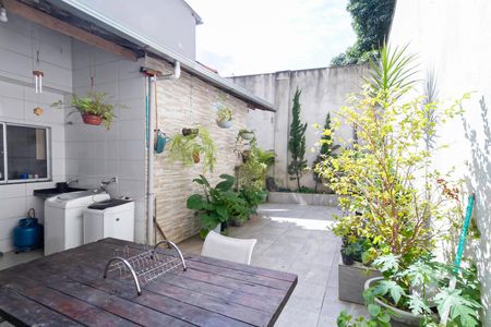 Casa à venda com 300m², 3 quartos e 3 vagasÁrea de serviço 