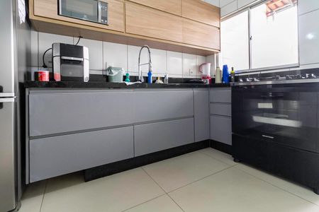 Casa à venda com 300m², 3 quartos e 3 vagasCozinha