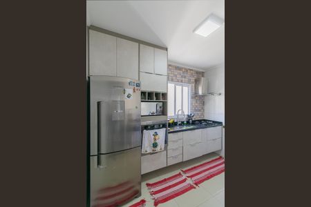 Casa à venda com 120m², 3 quartos e 4 vagas Casa à venda com 120m², 3 quartos e 4 vagasCozinha