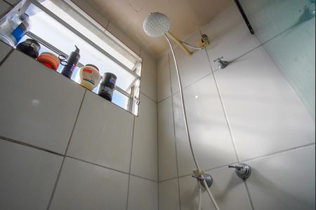 Apartamento à venda com 47m², 2 quartos e 1 vaga Apartamento à venda com 47m², 2 quartos e 1 vagaBanheiro