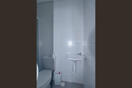 Studio para alugar com 45m², 1 quarto e sem vaga Studio para alugar com 45m², 1 quarto e sem vagaBanheiro Social
