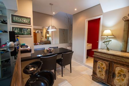 Casa para alugar com 120m², 2 quartos e 1 vaga Casa para alugar com 120m², 2 quartos e 1 vagaSala de Jantar