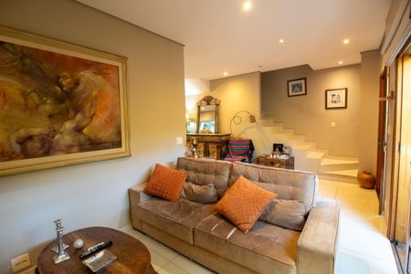 Casa para alugar com 120m², 2 quartos e 1 vaga Casa para alugar com 120m², 2 quartos e 1 vagaSala