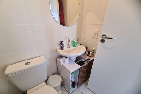 Apartamento à venda com 32m², 2 quartos e sem vaga Apartamento à venda com 32m², 2 quartos e sem vagaBanheiro