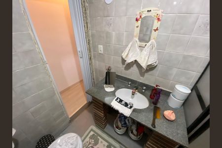 Apartamento à venda com 59m², 3 quartos e 1 vagaBanheiro Social