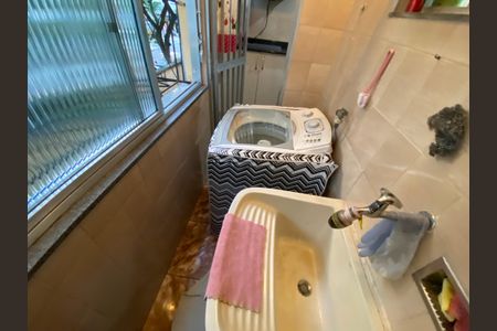 Apartamento à venda com 59m², 3 quartos e 1 vagaÁrea de Serviço