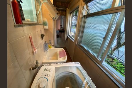 Apartamento à venda com 59m², 3 quartos e 1 vagaÁrea de Serviço