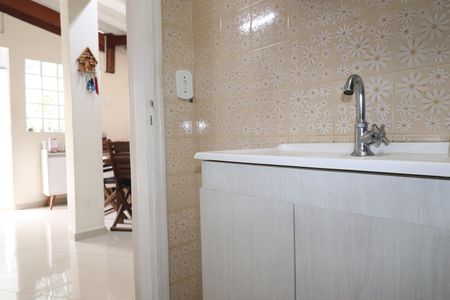 Casa à venda com 172m², 2 quartos e 4 vagasBanheiro 2