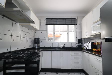 Casa à venda com 172m², 2 quartos e 4 vagasCozinha