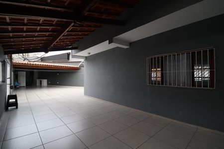Casa à venda com 172m², 2 quartos e 4 vagasGaragem
