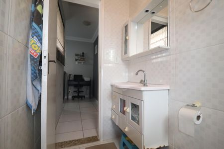 Casa à venda com 172m², 2 quartos e 4 vagasBanheiro 1