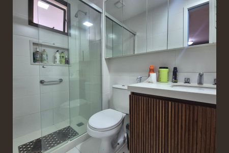 Apartamento à venda com 160m², 4 quartos e 2 vagasBanheiro da Suíte 1
