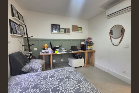 Apartamento à venda com 160m², 4 quartos e 2 vagasSuíte 2