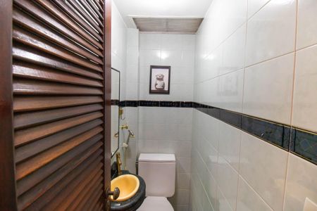 Apartamento para alugar com 140m², 3 quartos e 1 vagaLavabo