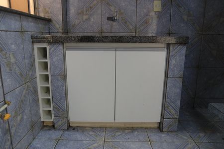 Apartamento para alugar com 60m², 2 quartos e sem vagaCozinha e Área de Serviço