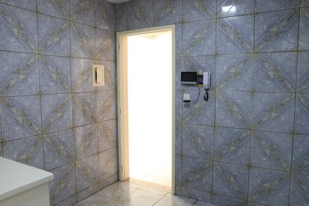 Apartamento para alugar com 60m², 2 quartos e sem vagaCozinha e Área de Serviço