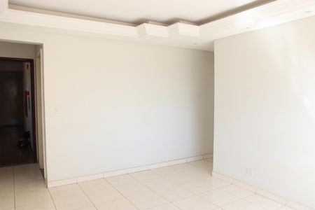 Apartamento para alugar com 60m², 2 quartos e sem vagaSala