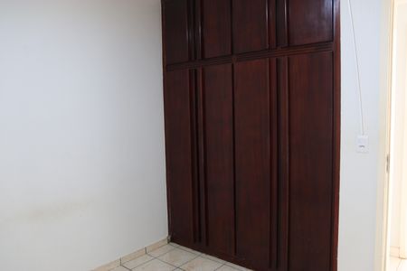 Apartamento para alugar com 60m², 2 quartos e sem vagaQuarto 1
