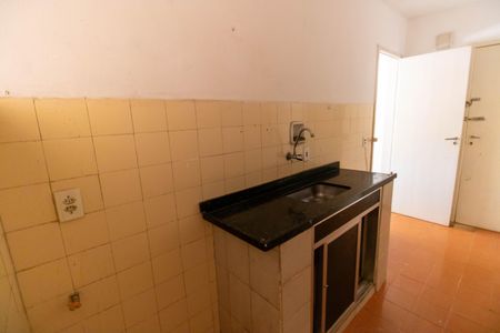 Apartamento à venda com 54m², 2 quartos e 1 vaga Apartamento à venda com 54m², 2 quartos e 1 vagaCozinha e Área de Serviço