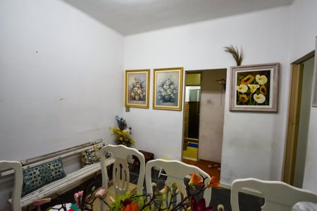 Apartamento à venda com 100m², 2 quartos e 1 vaga Apartamento à venda com 100m², 2 quartos e 1 vagaSala