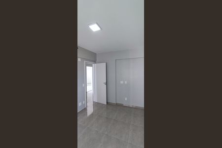 Apartamento para alugar com 85m², 2 quartos e 1 vaga Apartamento para alugar com 85m², 2 quartos e 1 vagaQuarto