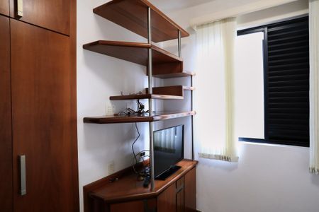 Apartamento para alugar com 95m², 3 quartos e 2 vagasQuarto 2