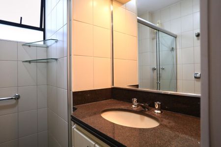 Apartamento para alugar com 95m², 3 quartos e 2 vagasBanheiro Social