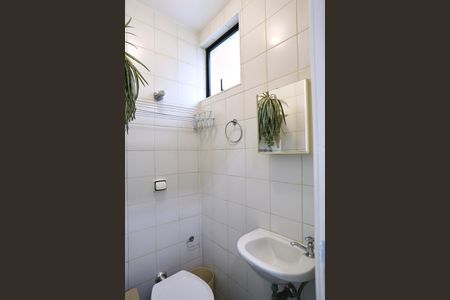 Apartamento para alugar com 95m², 3 quartos e 2 vagasBanheiro de serviço