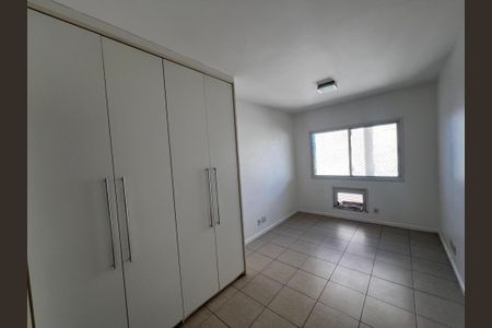 Apartamento à venda com 78m², 2 quartos e 1 vaga