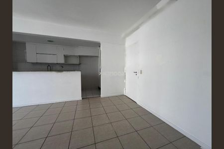 Apartamento à venda com 78m², 2 quartos e 1 vaga