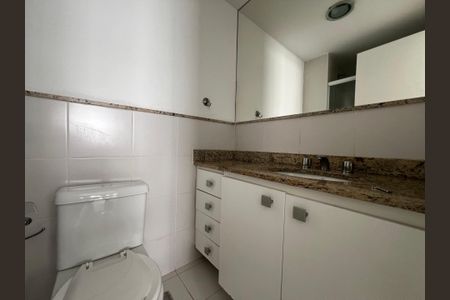 Apartamento à venda com 78m², 2 quartos e 1 vaga