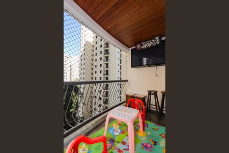 Apartamento à venda com 120m², 3 quartos e 1 vaga Apartamento à venda com 120m², 3 quartos e 1 vagaVaranda da Sala