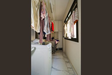 Apartamento à venda com 120m², 3 quartos e 1 vaga Apartamento à venda com 120m², 3 quartos e 1 vagaÁrea de Serviço