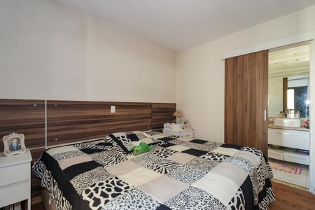Apartamento à venda com 120m², 3 quartos e 1 vaga Apartamento à venda com 120m², 3 quartos e 1 vagaSuíte
