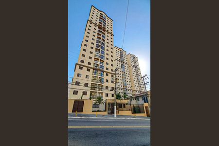 Apartamento à venda com 64m², 3 quartos e 2 vagasFachada