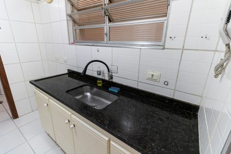 Apartamento à venda com 74m², 2 quartos e sem vaga Apartamento à venda com 74m², 2 quartos e sem vagaCozinha