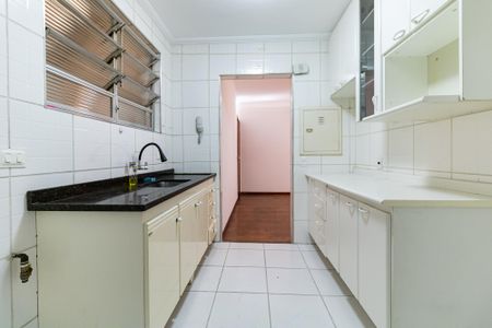 Apartamento à venda com 74m², 2 quartos e sem vaga Apartamento à venda com 74m², 2 quartos e sem vagaCozinha