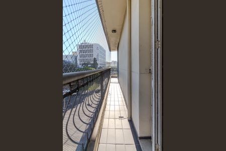 Apartamento à venda com 152m², 3 quartos e sem vagaVaranda